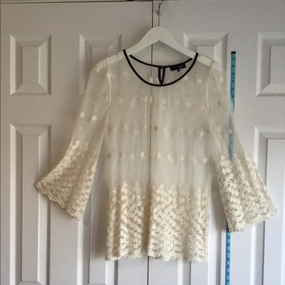 Ryu Cream Lace Blouse (M)
